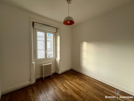 Location Appartement 4 pièces 82m² - Photo 3