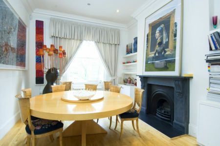 5 Bedroom House To Let - Photo 4