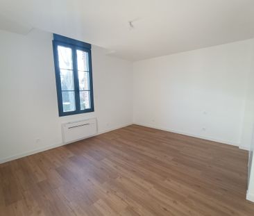 Location Appartement 1 pièce 27m² AGEN 47000 - Photo 3
