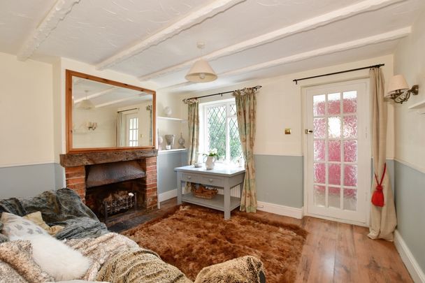 2 bedroom terraced house to rent - Photo 1