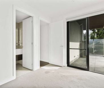 118/436 Burke Road, Camberwell - Photo 2