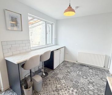 189 Donegall Avenue, Belfast, BT12 6LU - Photo 6