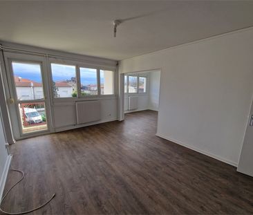 Location Appartement 4 pièces 73m² - Photo 4