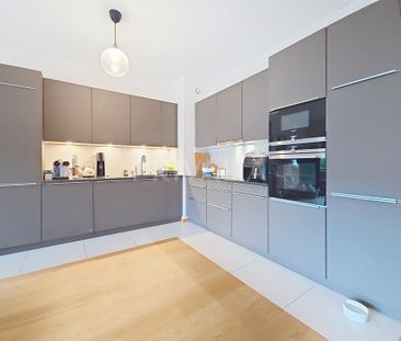 Bel appartement contemporain de 5 pièces à deux pas du lac - Photo 2