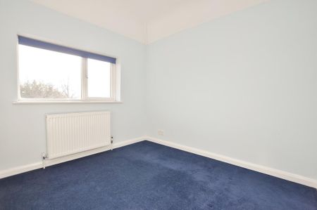 5 bedroom semi-detached house to rent - Photo 4