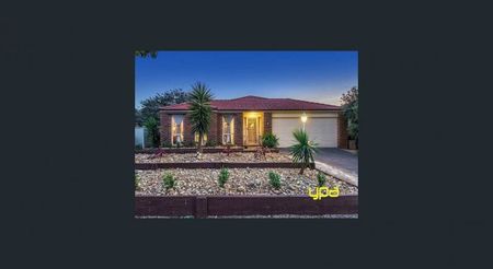 Family Home in Caroline Springs - Photo 2