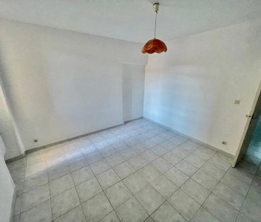 Location Appartement 3 pièces 73 m2 à Lodève - Photo 3