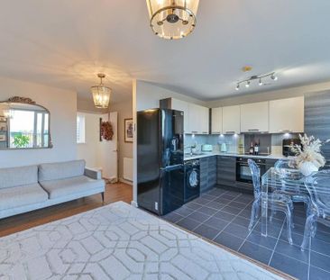 2 bedroom flat to rent - Photo 3