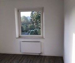 Neu renovierte 3-Zimmer-Wohnung in ruhiger Lage ab sofort frei - Foto 2