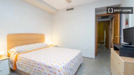 valencia, Valencian Community 46120 - Photo 5