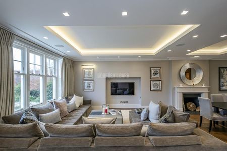 Wood Farm Stanmore HA7 - Photo 3