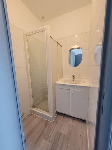 Location Appartement 3 pièces 84m² VIESLY 59271 - Photo 4