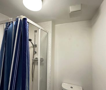 Modern & Spacious 2 Bedroom Flat for Rent in Derby - Photo 5
