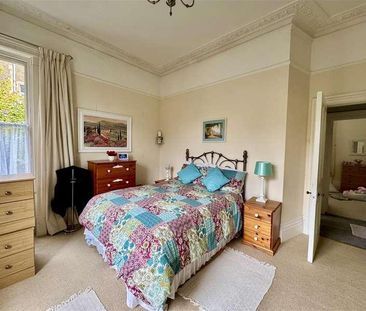 Sutherland House, Abbey Road, Malvernworcestershire, WR14 - Photo 5