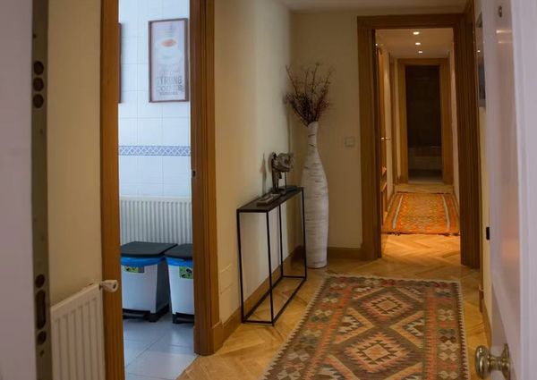 Calle de Valdetorres de Jarama, Madrid, Community of Madrid 28043