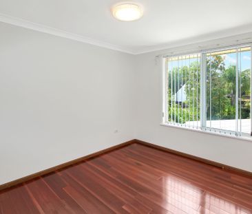 Oversized Four-Bedroom House in Prinme location - Photo 5