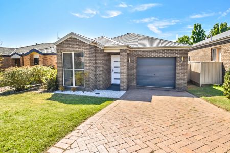 Low-Maintenance Living in North Orange! - Photo 5