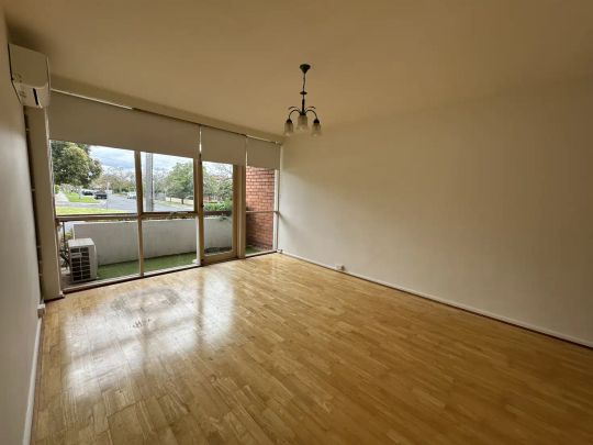 “Ground Floor Flat” - Photo 1