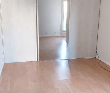 Appartement F4 À Louer 4 Pièces - 90,12 M - Photo 3