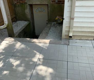 231 ALBANY AVENUE - Photo 1