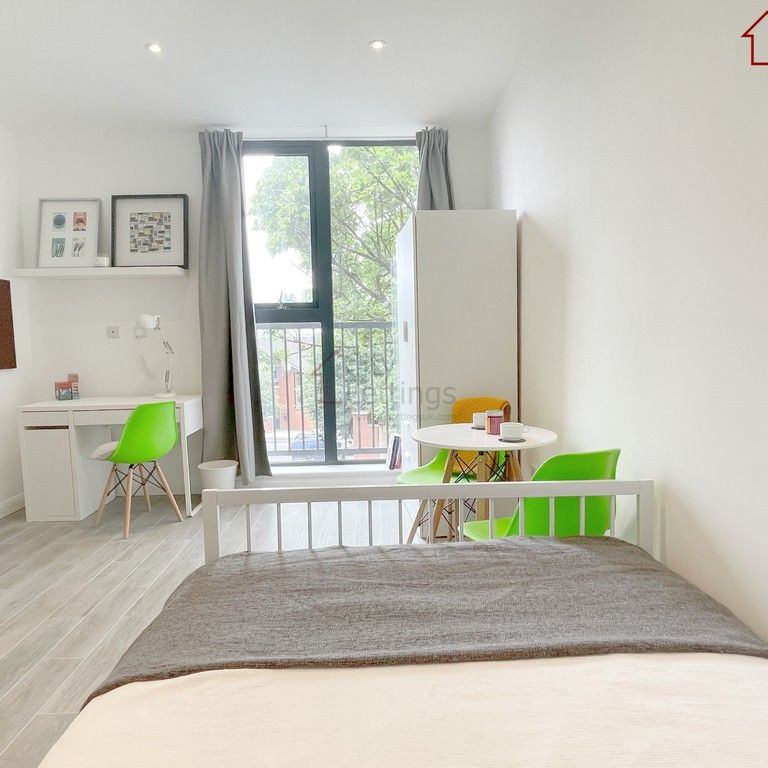 1 Bedroom Studio - Photo 1