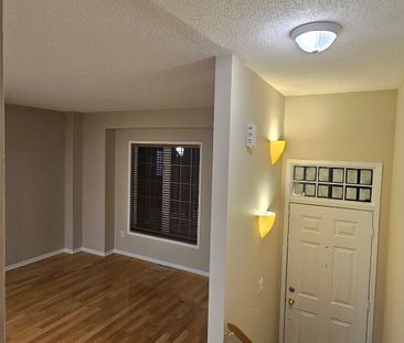 For Lease - 23 Observatory Lane Unit# 245, Richmond Hill, Ontario - Photo 1