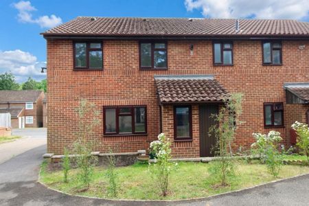 Jubilee Close, Haywards Heath, RH16 - Photo 5