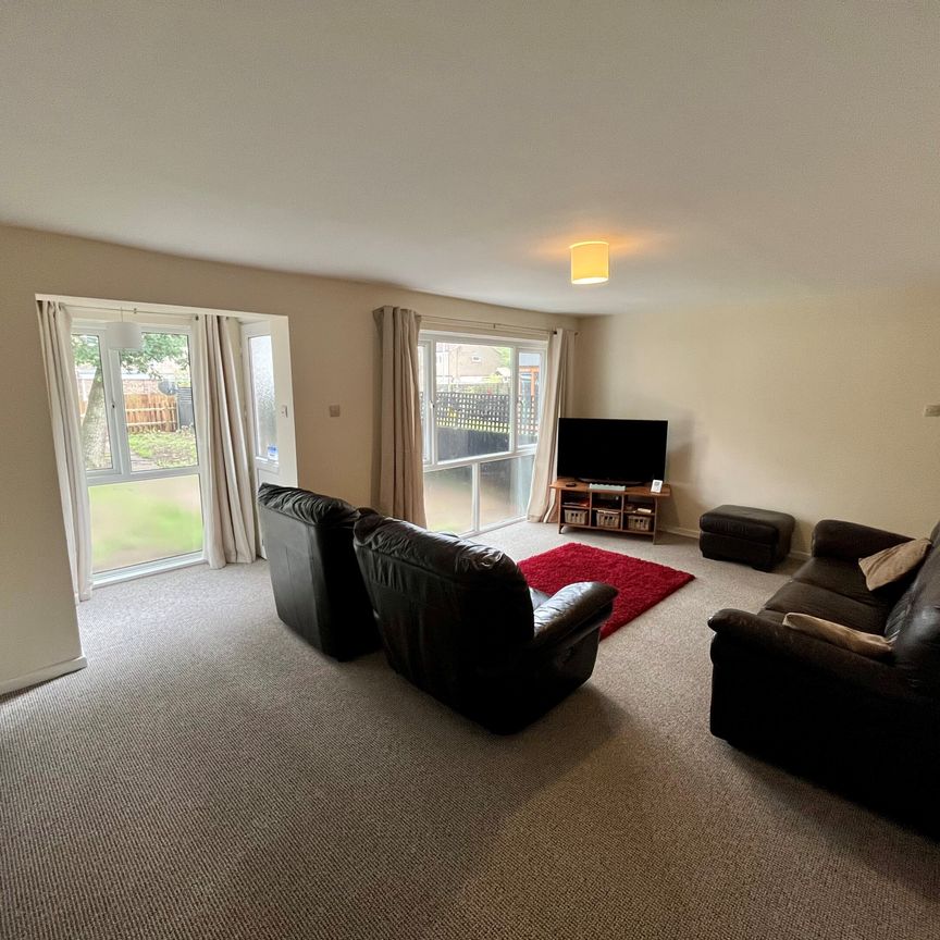 Woodlands Way, Bury St. Edmunds, Mildenhall - Photo 1