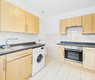 Ethorpe Crescent, Gerrards Cross, Buckinghamshire,SL9 - Photo 6