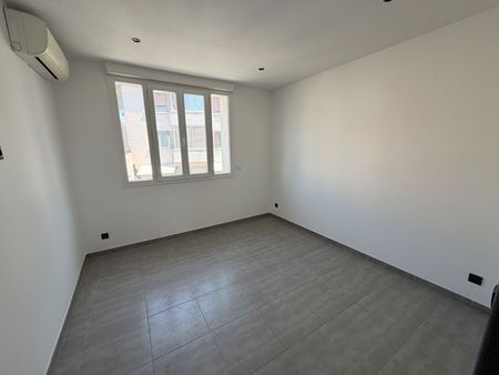 Location Appartement 2 pièces 34m² - Photo 4