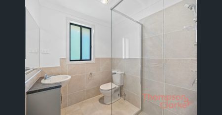 Brand-new luxury residence! - Photo 4