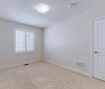 1022 BYRON STREET N - Photo 6