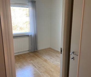 Ekedalsvägen, Järfälla - Photo 3