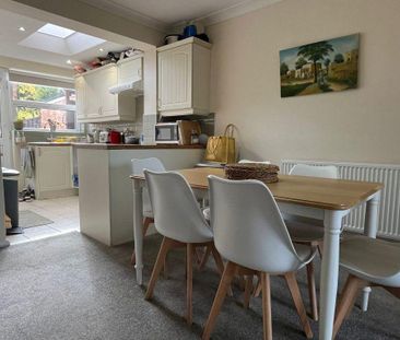 2 bedroom terraced house to rent - Photo 2