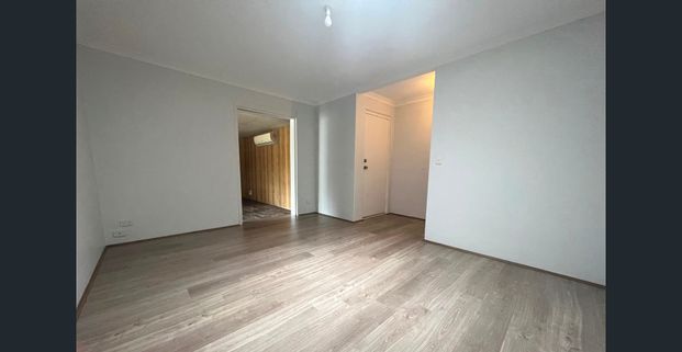 Fresh, Spacious & Super Convenient - Photo 1