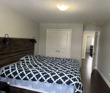 For Lease - 90 Bobolink Road, Hamilton, Ontario - Photo 5