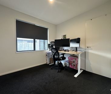 64 Oaks Drive, Lincoln - Photo 6