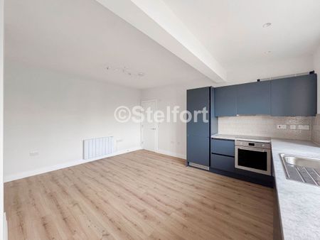 Mottingham Road, SE9, London - Photo 5