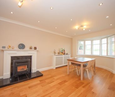 5 bedroom detached house to rent, - Photo 2