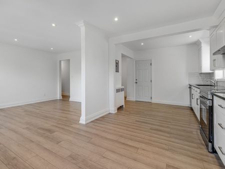 For Lease - 8 Markdale Avenue Unit# 2, Toronto, Ontario - Photo 4