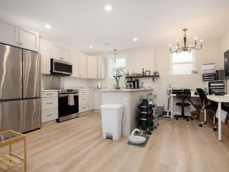 Stunning Dartmouth 1-Bedroom Apartment with Water Views AVAILABLE MAY 1ST - Photo 4