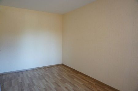 Location Appartement 3 pièces 75m² PARAY LE MONIAL 71600 - Photo 4