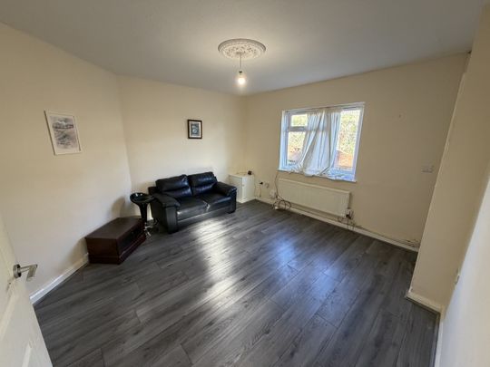 Bowling Green Road, Dudley - Photo 1