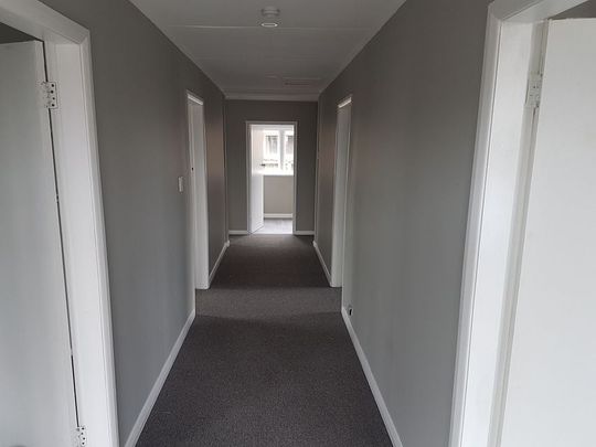 3 bedroom house - Photo 1