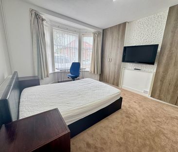 4 Bed Semi-Detached House, Grittleton Avenue, HA9 - Photo 1