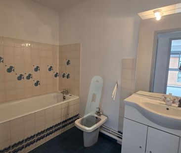 Location Appartement 3 pièces 76m² - Photo 1