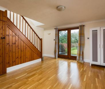 2 bedroom terraced house to rent - Photo 2