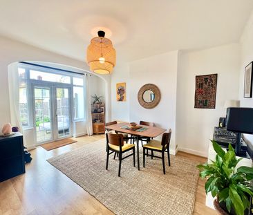 3 Bed Semi-Detached House, Station Road, NW4 - Photo 4