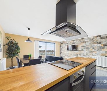 1 bedroom penthouse to rent - Photo 4