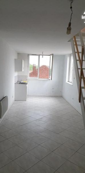 PROVIN, centre-ville, T2 duplex à 515 euros - Photo 1